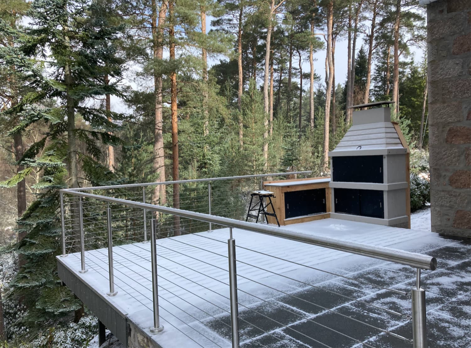 Como instalar a grade de cabos do convés？