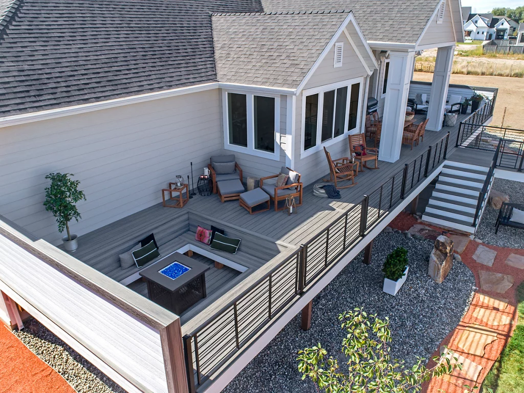 Como limpar e manter as grades do convés?