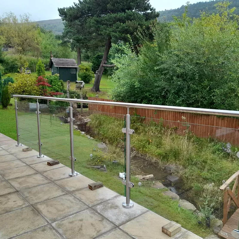 Corrimão de vidro em aço inoxidável